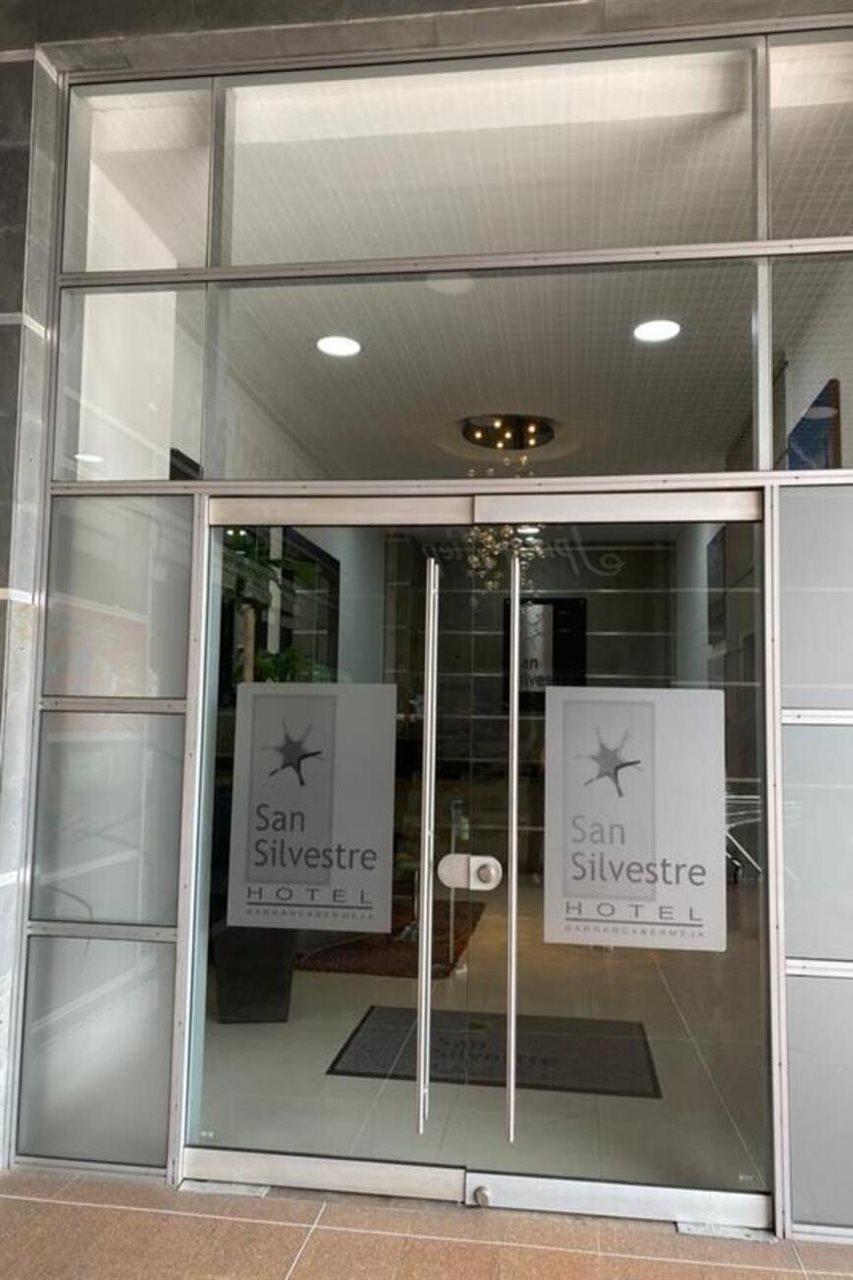 Hotel San Silvestre บารังกาแบร์เมฮา ภายนอก รูปภาพ