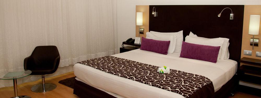 Hotel San Silvestre บารังกาแบร์เมฮา ภายนอก รูปภาพ