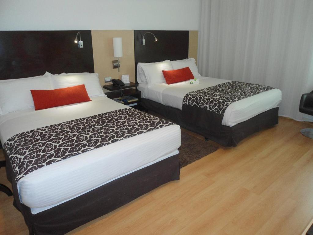 Hotel San Silvestre บารังกาแบร์เมฮา ภายนอก รูปภาพ